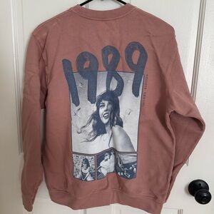 Taylor Swift 1989 Sweatshirt